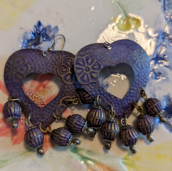 Purple Heart Dangle beaded fun Earrings - Picture 3 of 5